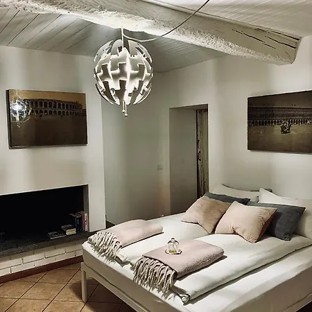 فندق مبيت وإفطار A Casa Dalla Tata مييْنا